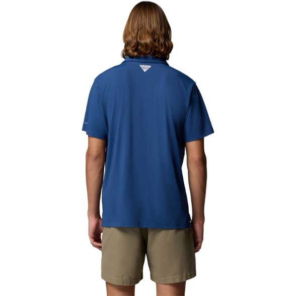 On Body Image of color Carbon