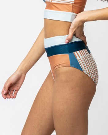 Nani Swimwear Colorblock Swimsuit Bottoms - Women's 5