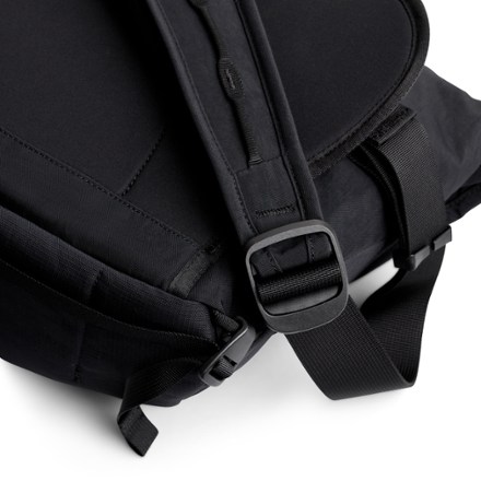Bellroy Venture Messenger Bag - 14