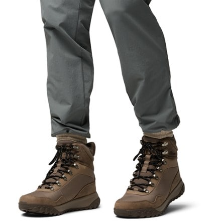 Columbia Burnsider Omni-Heat Infinity Snow Boots - Men's 9