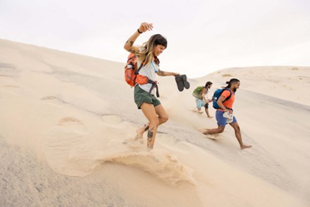 Location Image for Juno 30 H2O Hydration Pack - Women's