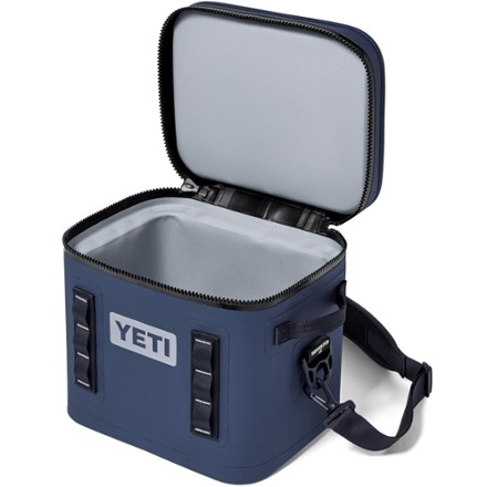 YETI Hopper Flip 12 Soft Cooler 4