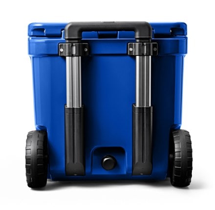 YETI Roadie 48 Wheeled Cooler 3