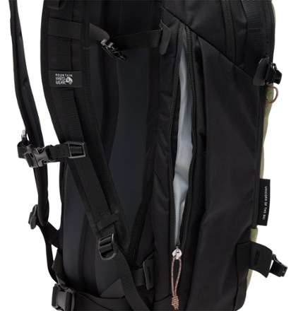 Mountain Hardwear Gnarwhal 25 Snow Pack 6