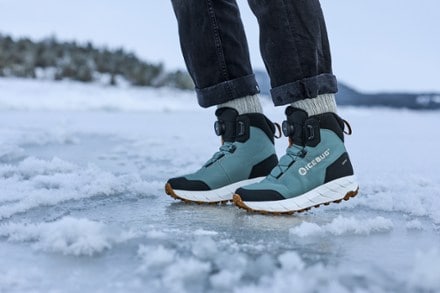 ICEBUG Alne BUGrip Boots - Women's 6