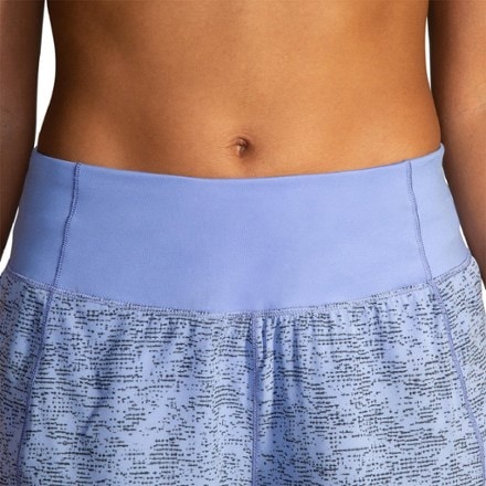 Brooks Chaser 5" Shorts - Women's 3