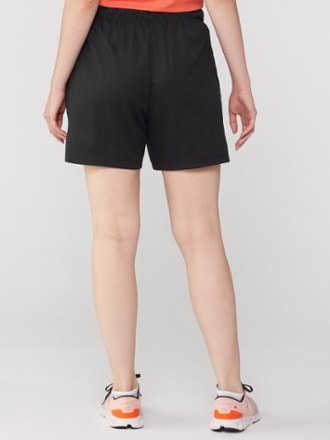 Nike Attack Mid-Rise 5" Shorts - Women's 3