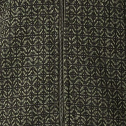 Swatch Image of color Scales/Old Growth Green