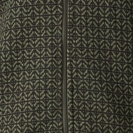 Swatch Image of color Scales/Old Growth Green