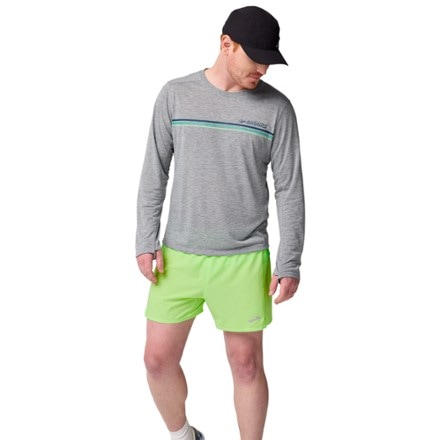 Brooks Distance Long-Sleeve Shirt 3.0 - Men's 1