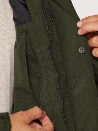 Fjallraven Nuuk Insulated Parka - Men's 9