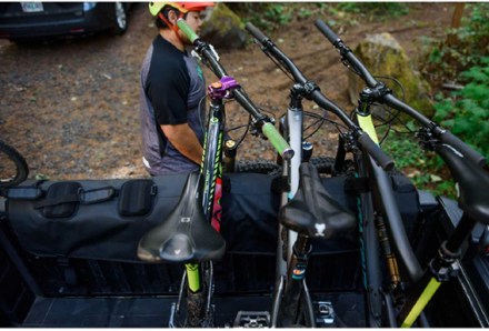 Yakima over tailgate bike rack