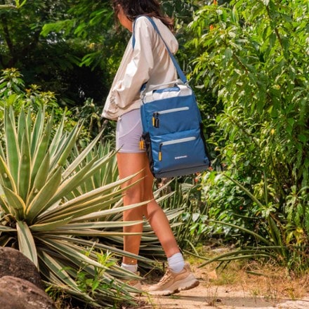 Location Image for Sojourn Tote Pack