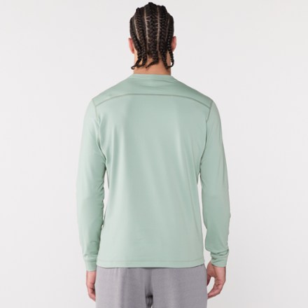 Arc'teryx Rho LT Crew Neck Base Layer Top - Men's 2