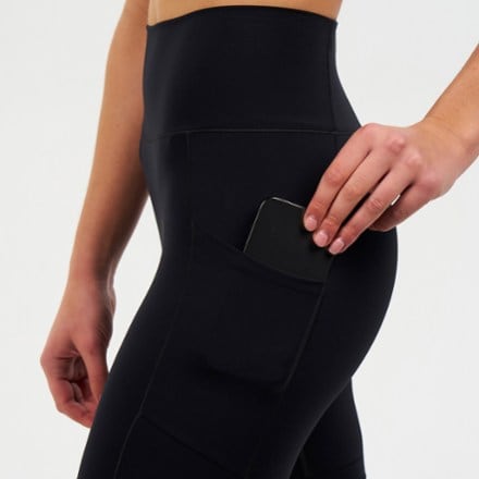 ALWRLD ALRN Core Pocket Shorts - Women's 4