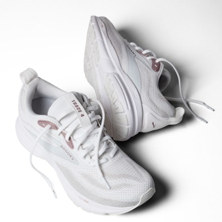 Brooks Trace 4 Road-Running Shoes - Women's 6
