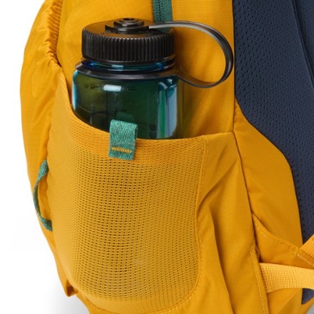 REI Co-op Tarn 12 Pack - Kids' Water bottle pocket (Water bottle sold separately)