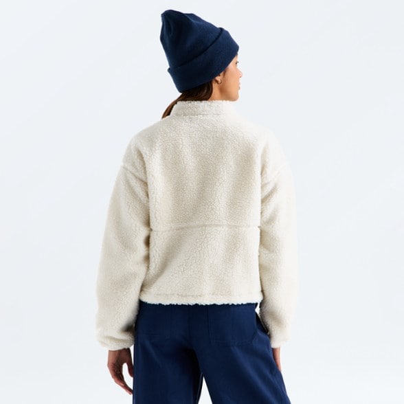 On Body Image of color White Dune