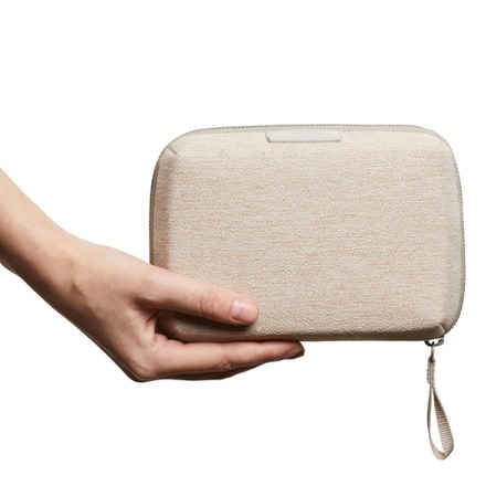 Bellroy Tech Kit Compact Pouch 2