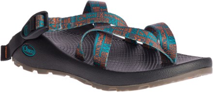 nike tanjun sandals wide width