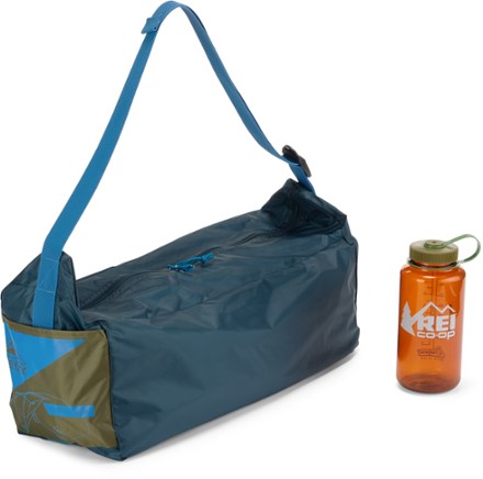 Kelty Sideroads Car Awning Stuff sack (32oz bottle not included) (Midnight Navy/Winter Moss)