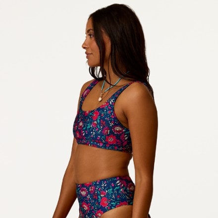 Carve Designs Korbyn Compression Swimsuit Top - Women's 2