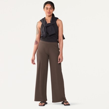 Vuori Pose Wideleg Pants - Women's 5