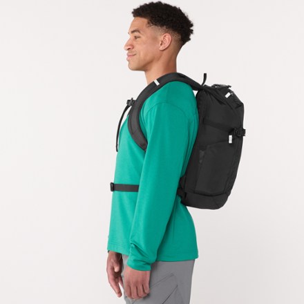 REI Co-op Commuter Pack 2