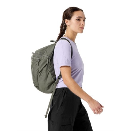 Arc'teryx Heliad 15 Pack 5