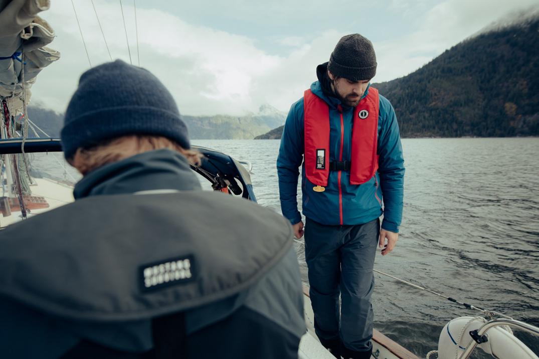 Location Image for MIT 100 Convertible A/M Inflatable PFD