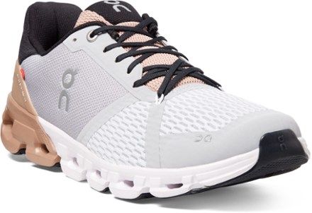 on running women shoes