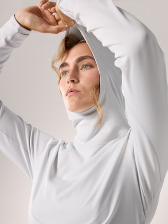 Arc'teryx Motus Hoodie - Women's 6