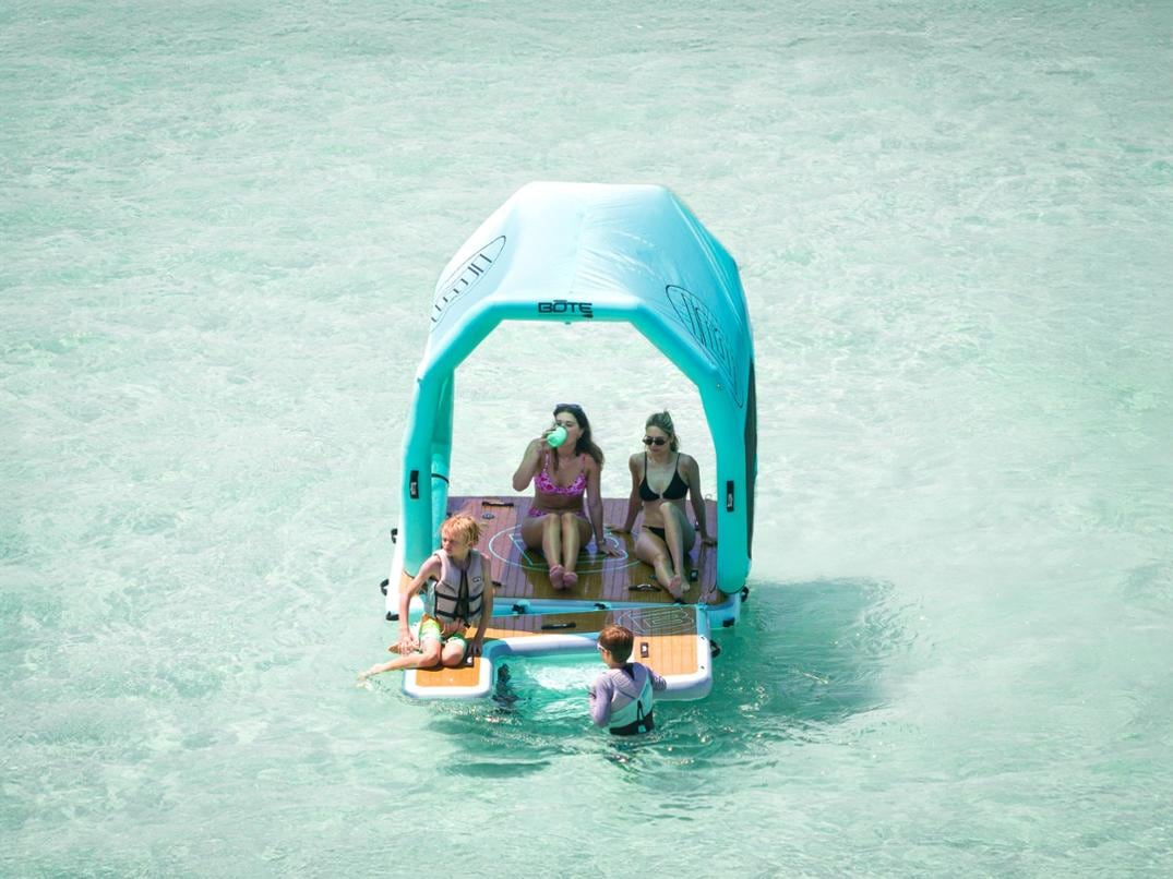 Location Image for Inflatable Hangout Shade Shelter - 7'