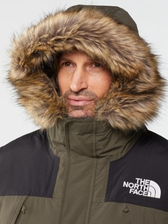 mens north face coat with fur hood