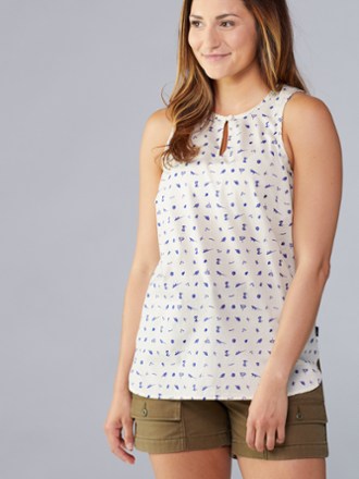 north face sleeveless shirt