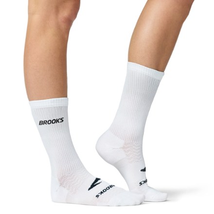 Brooks Run-In Crew Socks - 3 Pairs 1