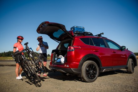 Yakima HoldUp EVO 2-Bike Hitch Rack 7