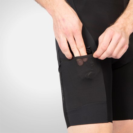 Endura GV500 Reiver Cycling Bib Shorts - Men's 9