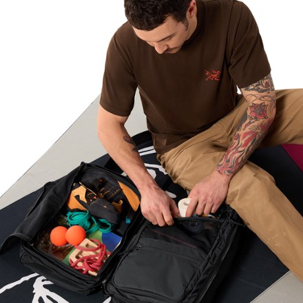 【未使用級】ARC'TERYX ION GEAR ORGANIZER　ブラック ARC'TERYX ION GEAR ORGANIZER ブラック - メルカリ