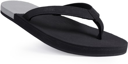 mens waterproof flip flops