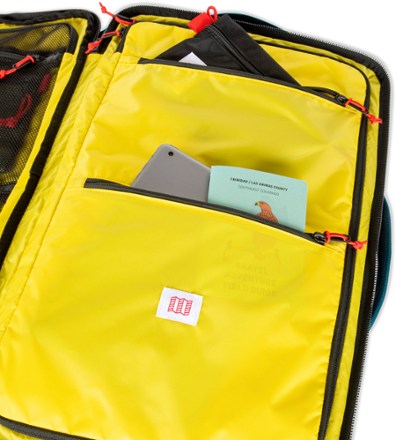 Topo Designs Global Travel Bag 30L 8