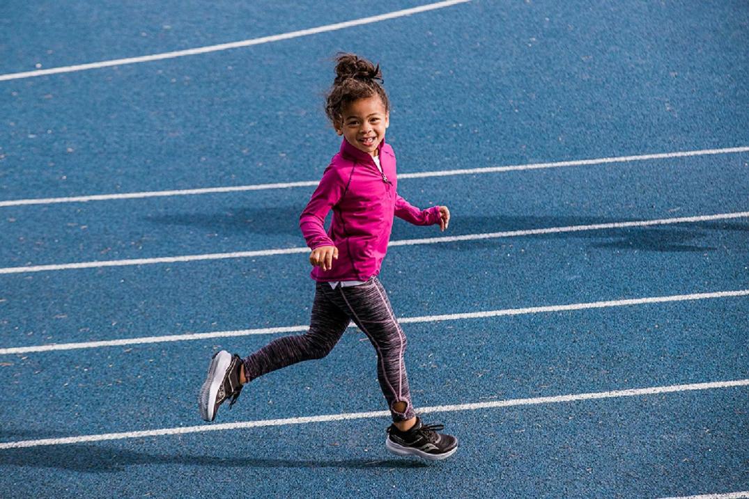 Location Image for Kinvara 14 Road-Running Shoes - Kids'
