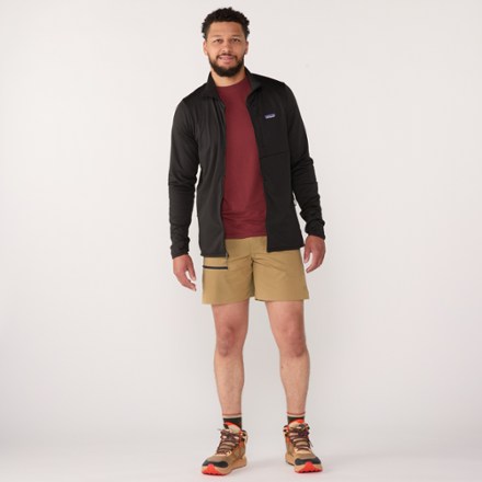 The North Face Basin 7" Shorts - Men's 5
