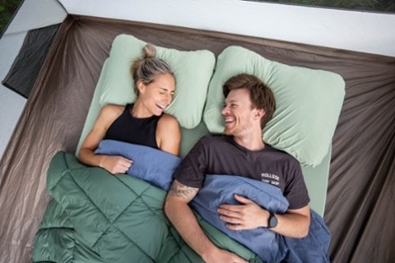 HEST Synthetic Comforter 10