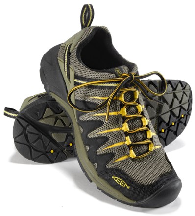 keen cross trainers