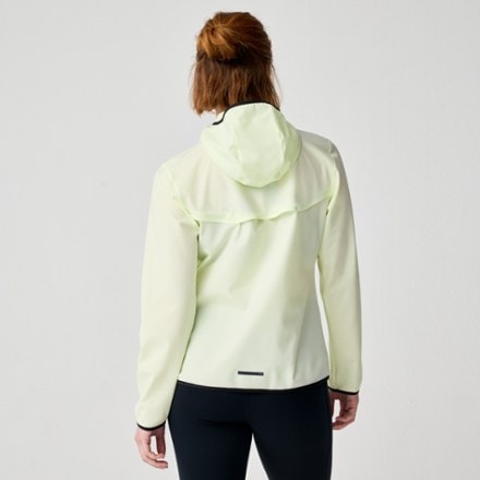 Brooks Canopy Jacket - Women's 1
