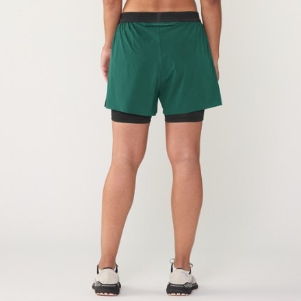 On 3" Performance 2-in-1 Shorts - Women's 4