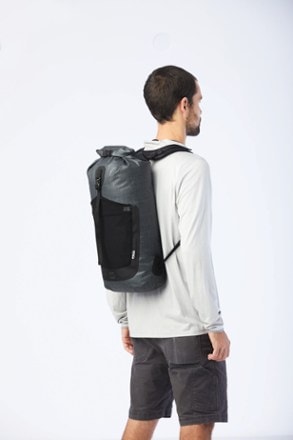 SealLine Skylake Dry Pack - 18 Liters 1