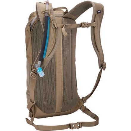Thule AllTrail 10 L Hydration Pack 1