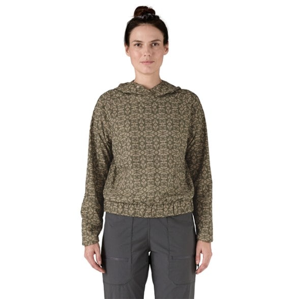 On Body Image of color Marmot Field/Seabird Grey